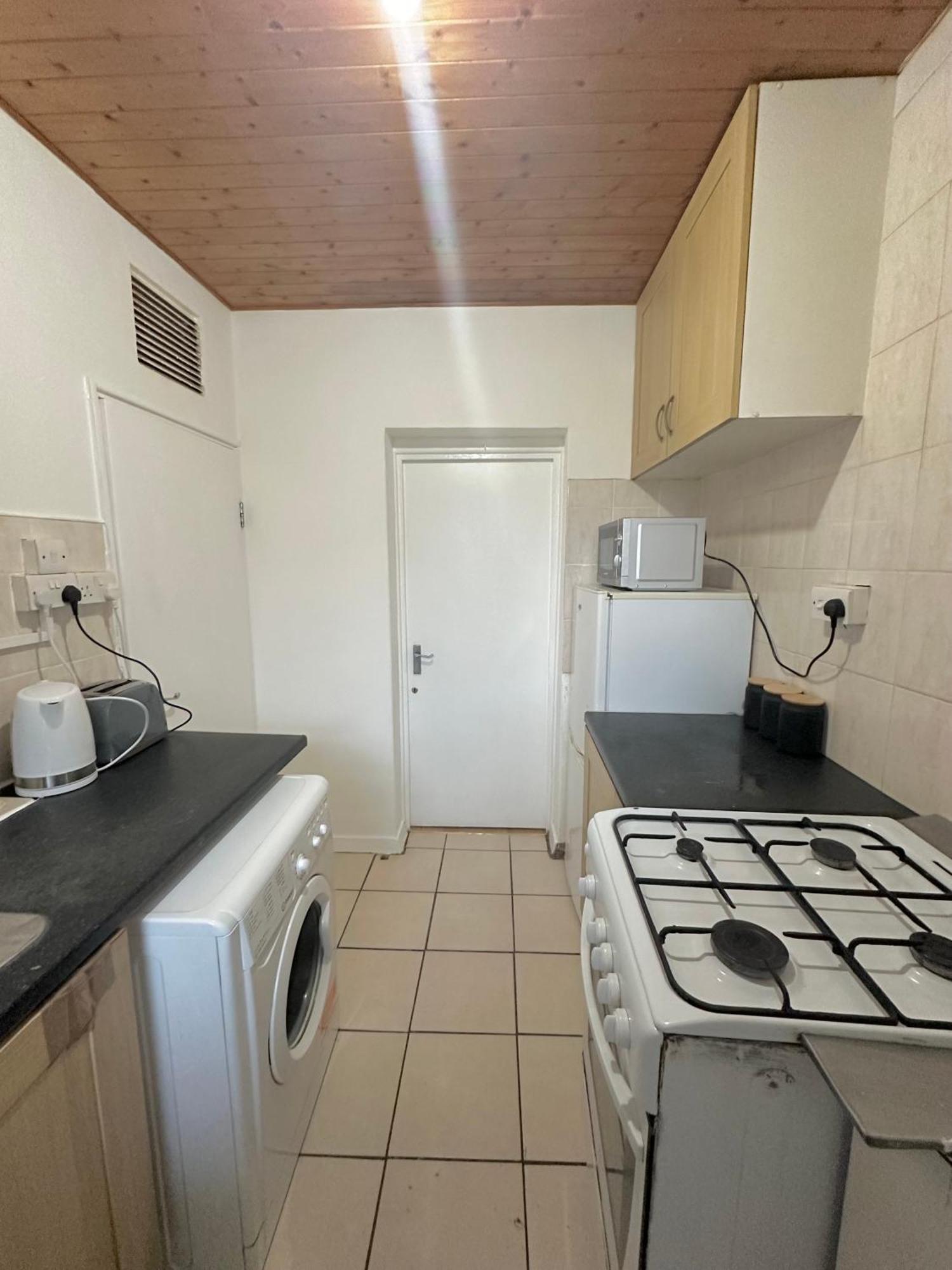 1 Bedroom Flat In Whitechapel, Londra Dış mekan fotoğraf