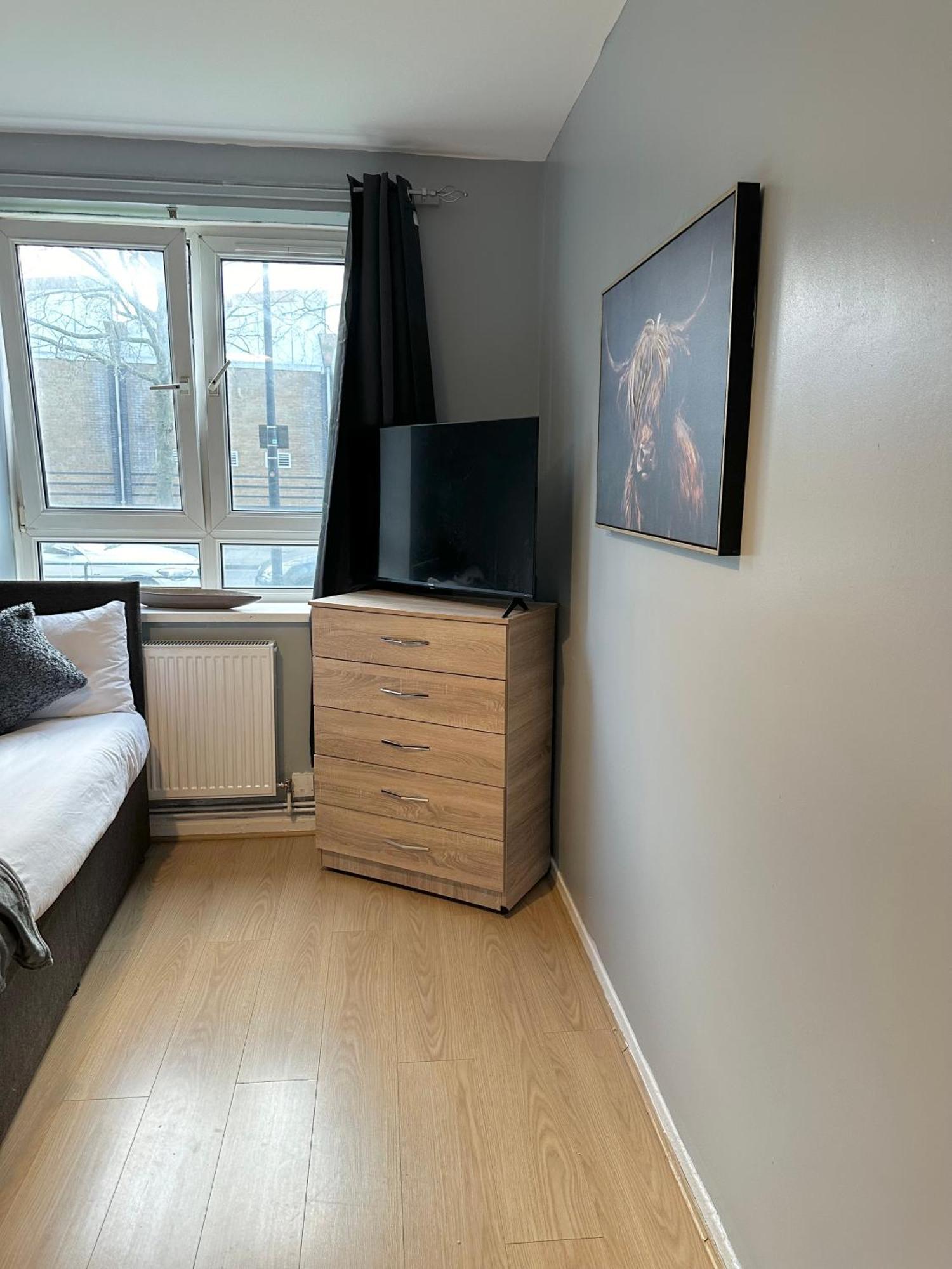 1 Bedroom Flat In Whitechapel, Londra Dış mekan fotoğraf