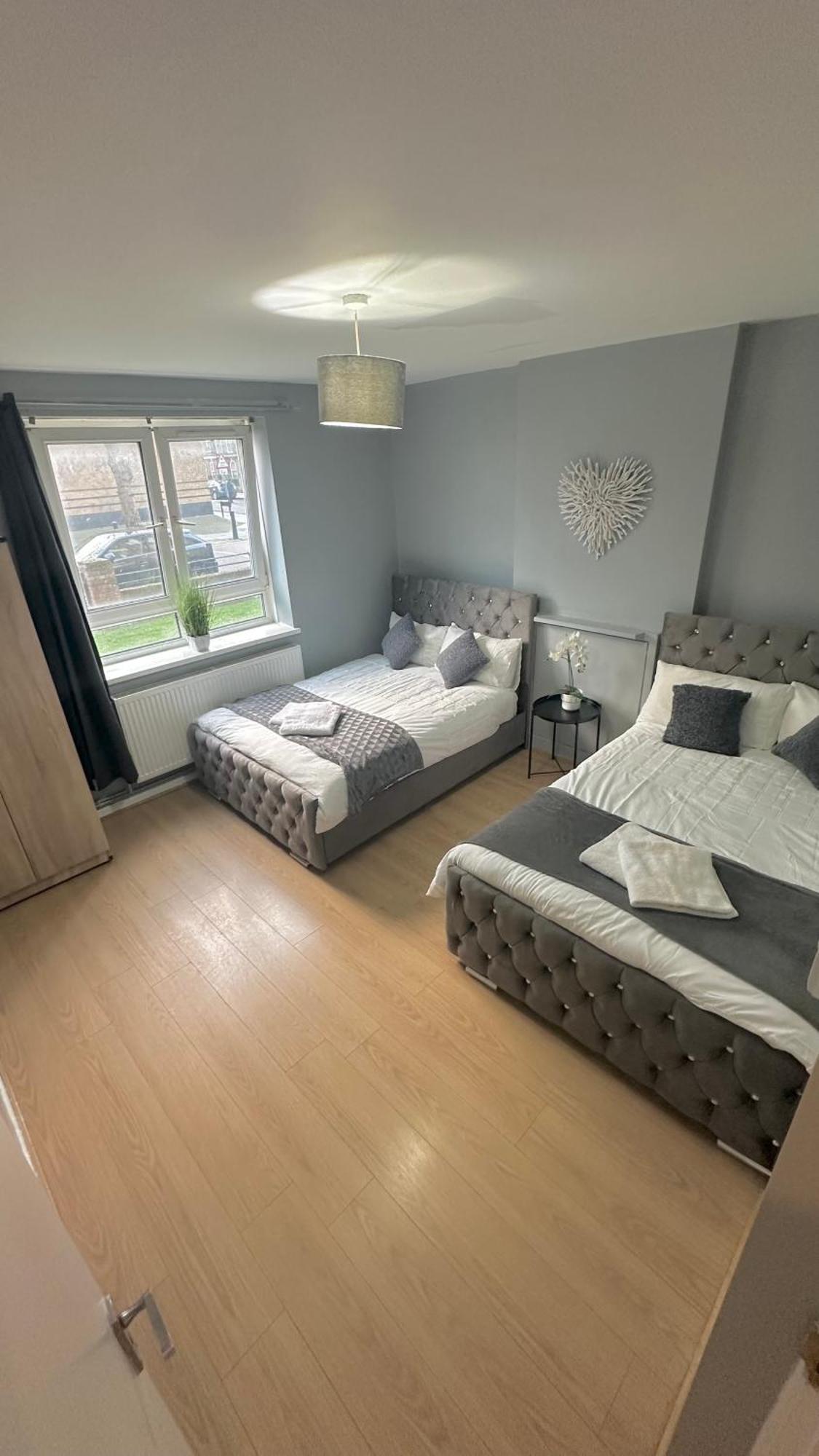 1 Bedroom Flat In Whitechapel, Londra Dış mekan fotoğraf
